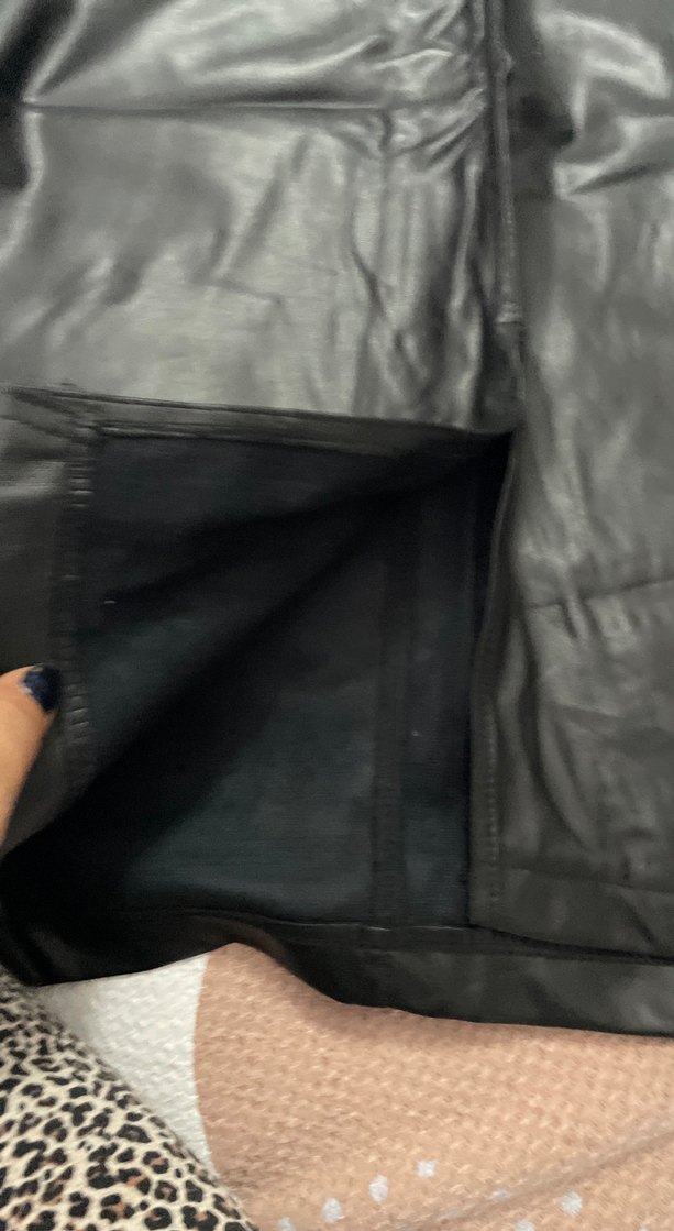 Siyah Deri Midi Kadın Şort - Görsel 2