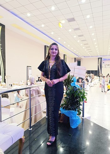 38 Beden Uzun Siyah V Yakalı Drapeli Kadın Elbise