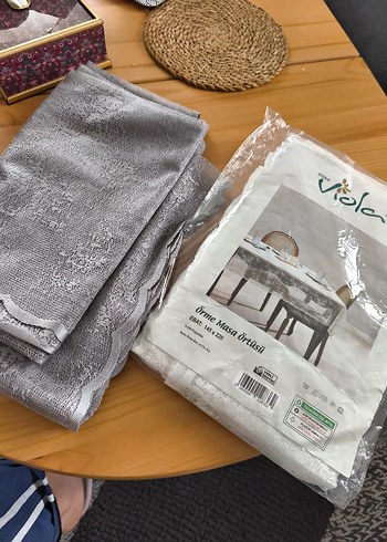 English Home Gri Nakışlı Bohem Masa Örtüsü