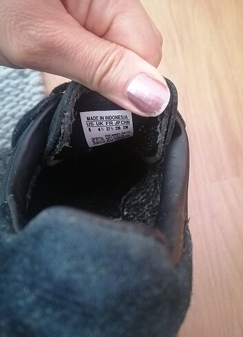 37 Beden siyah Renk Orijinal Adidas Ayakkabı