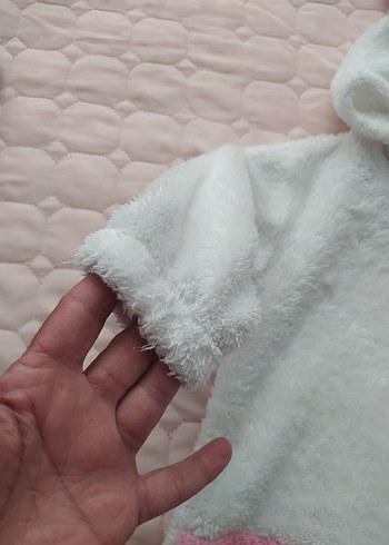 Kız Bebek Beyaz Pembe Peluş Kapüşonlu Tulumu - Görsel 6