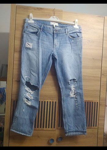 Kadın Mavi Yırtık Bol Kesim Denim Pantolon