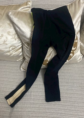 Kız Çocuk Siyah Baskılı Streç Tayt - Görsel 4