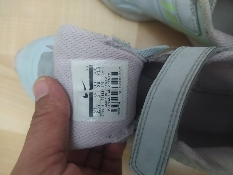 Nike unisex Çocuk Gri Beyaz Spor Ayakkabı - Görsel 5