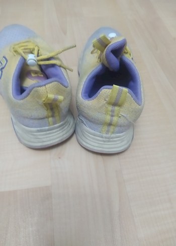 35 Beden Sarı Bağcıklı çocuk Spor Ayakkabı