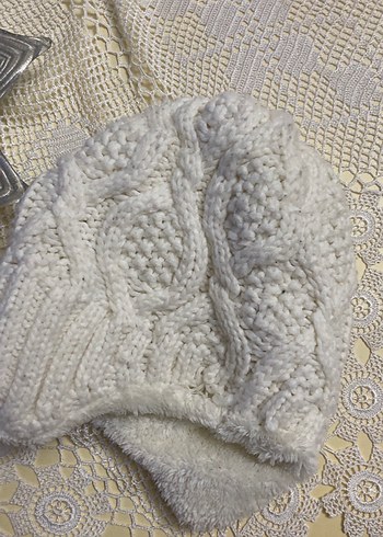 Beyaz Örgü Bohem Kadın Bere - Görsel 2