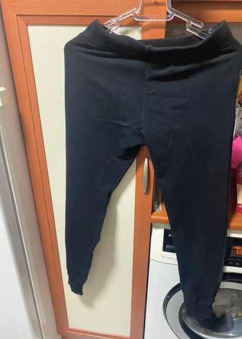 Siyah Baskılı Kadın Eşofman Altı - Görsel 2