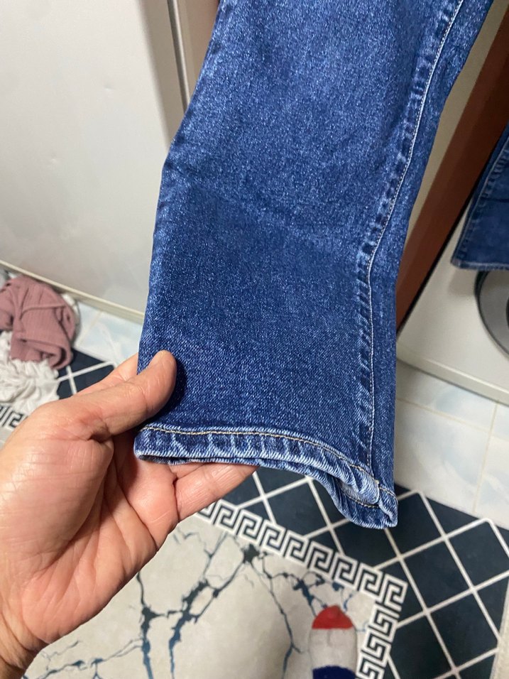 Koyu Mavi Düz Kesim Kadın Denim Pantolon - Görsel 3