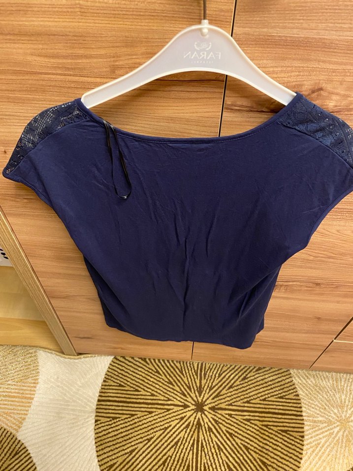 Kadın Lacivert V Yaka Kısa Kollu Bluz - Görsel 4