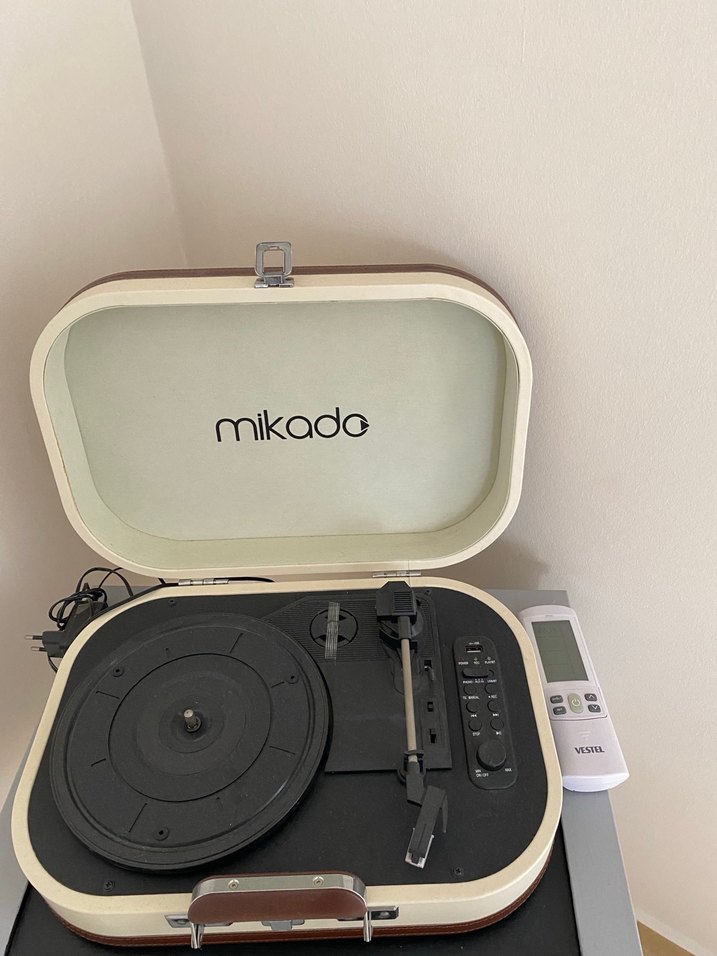 Mikado Beyaz Taşınabilir Plak Çalar - Görsel 2