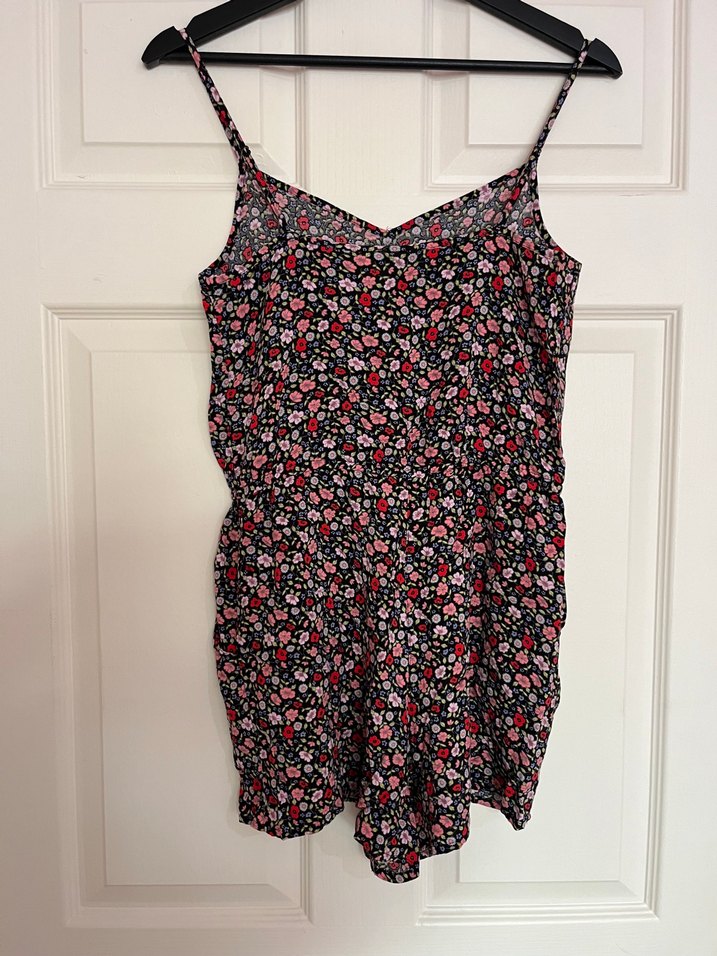 H&M marka çiçek desenli şort tulum - Görsel 2