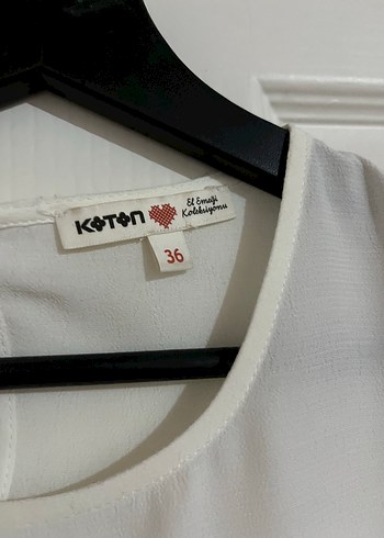 s Beden beyaz Renk Koton Marka Nakış Detaylı Bluz