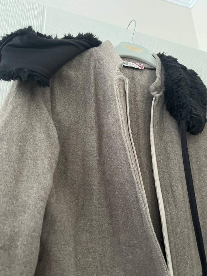 Taş rengi Uzun Kadın Keçe Kaban - Görsel 4