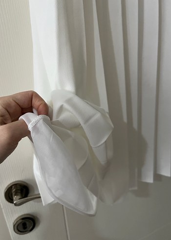 Beyaz Pileli Uzun Etek - Görsel 4