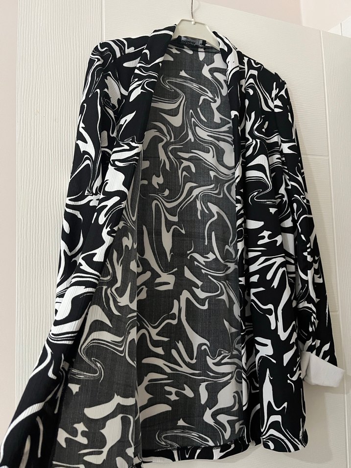 Desenli ceket - Görsel 2