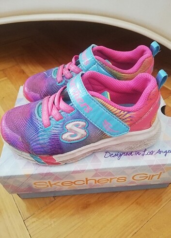 Skechers marka spor ayakkabı 