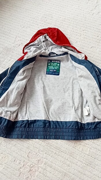 LC Waikiki Yağmurluk