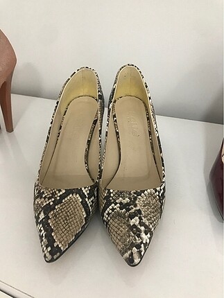 Yılan derili stiletto 