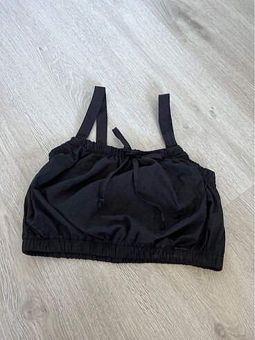 Siyah crop