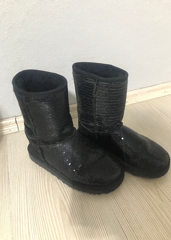 Siyah pullu ugg - Görsel 6