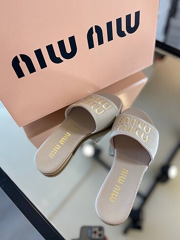 Miu Miu Mıu mıu terlik