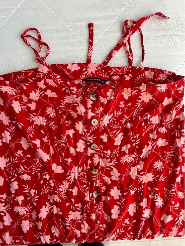 xl Beden Kırmızı çiçekli yazlık elbise