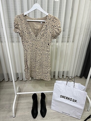 Pull and Bear Mini elbise