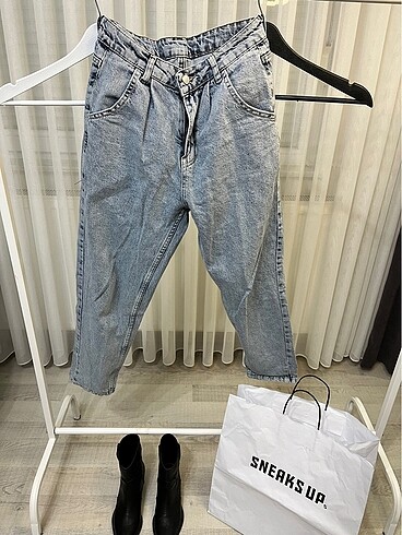 Zara Kot Jean
