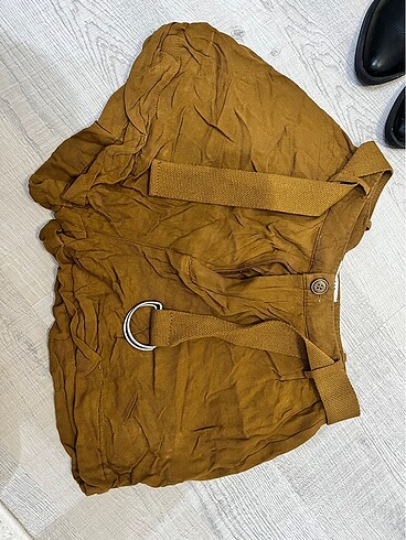 Pull and Bear Kısa şort