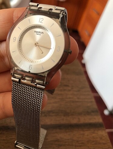 Swatch kadın saati