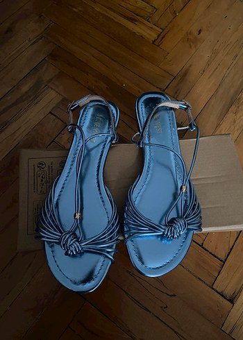 Mavi Rugan Kadın Dolgu Topuklu Sandalet - Görsel 3