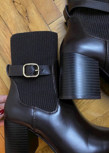 Deri Topuklu Bilekli Bot - Görsel 4