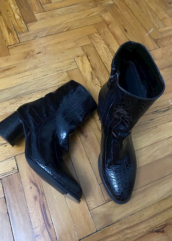 Kadın Bot yenidir - Görsel 4