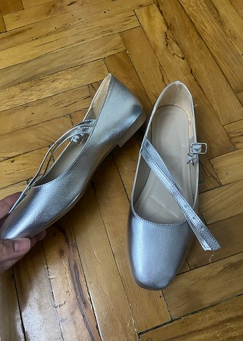 Gri Tokalı Blok Topuk Kadın Babet - Görsel 2