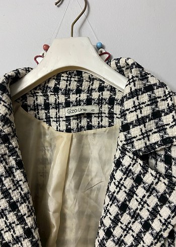 Düğmeli Ekose Desenli Uzun Kadın Kaban - Görsel 3