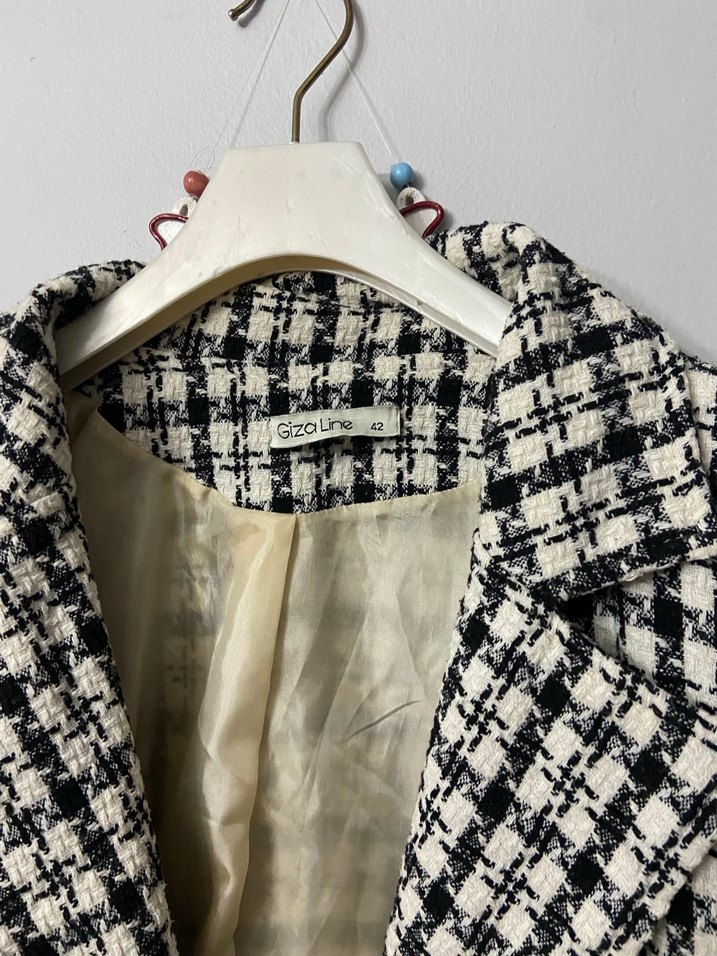 Düğmeli Ekose Desenli Uzun Kadın Kaban - Görsel 3