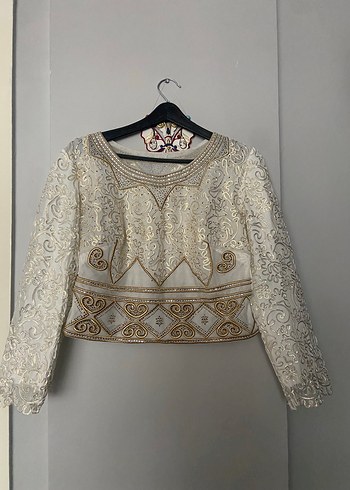 Uzun Kollu İşlemeli Beyaz Abiye Elbisesi - Görsel 5