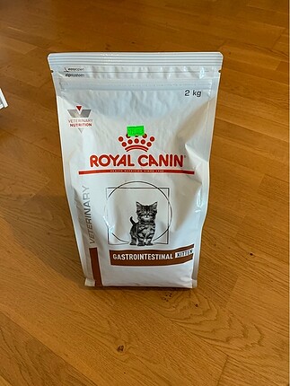 Royal Canin Gastrointestinal Kitten Mama