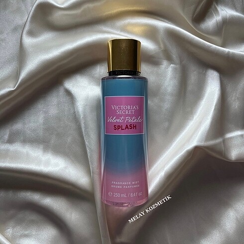 Victoria Secret velvet petals body mist