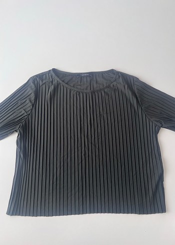 Kadın Koyu Yeşil Piliseli Kısa Kollu Bluz - Görsel 2