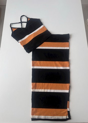 Çizgili Siyah Kadın Triko Midi Etrk ve Crop Üst - Görsel 2