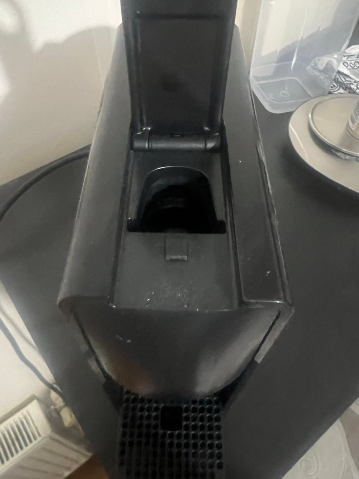 Siyah Essenza Nespresso Kahve Makinesi - Görsel 4