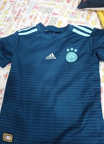 Adidas Erkek cocuk 7yaş Fenerbahçe forma 