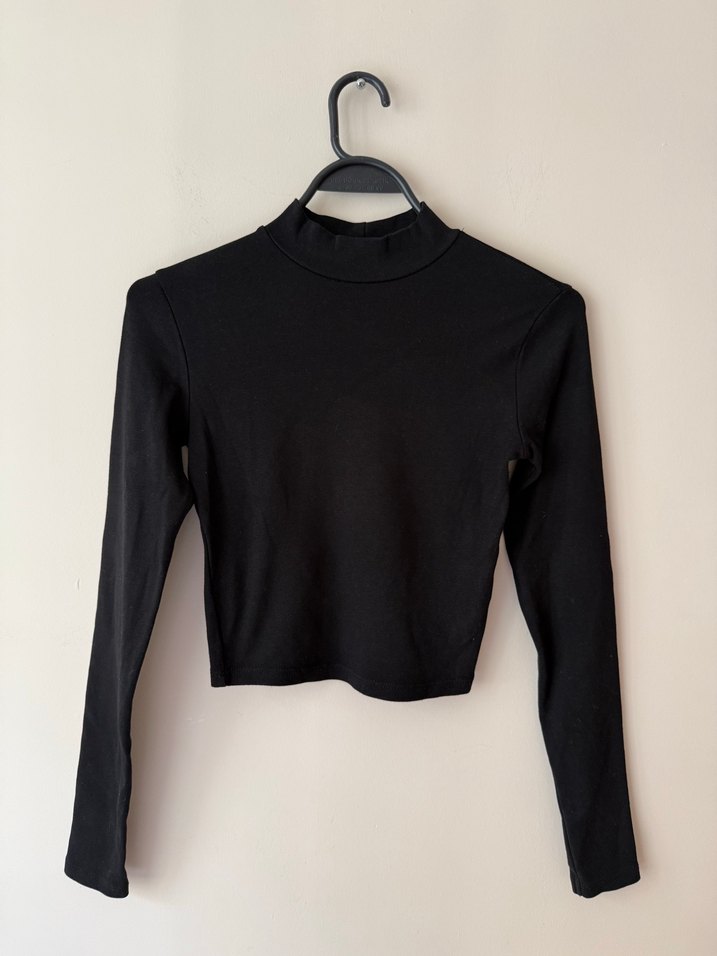 Bershka Kadın Siyah Yarım Balıkçı Crop Top - Görsel 3