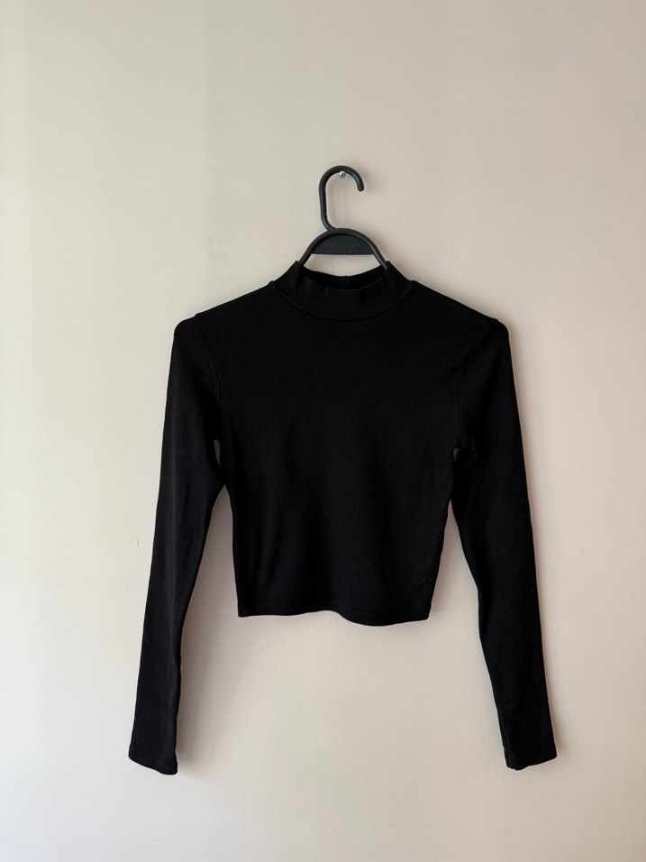 Bershka Kadın Siyah Yarım Balıkçı Crop Top - Görsel 2