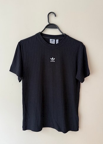 Siyah Adidas Kısa Kollu Kadın Tişört - Görsel 2