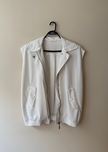 Kadın Beyaz Fermuarlı Kolsuz Yelek - Görsel 2