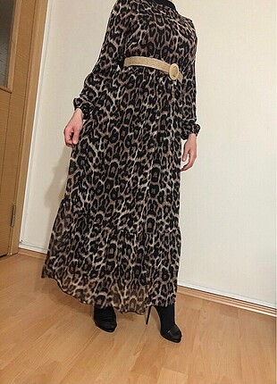 Leopar elbise