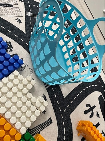  Beden Renk Büyük Lego 80 parça 1 yaştan itibaren kullanılır- araba içinde L