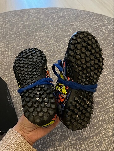 28 Beden çeşitli Renk Adidas halısaha